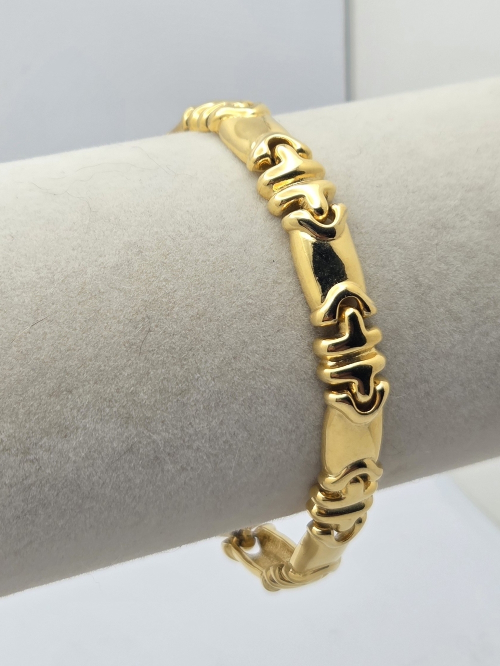 Vintage Joan Rivers Gold Tone Interlocking Link Tennis Bracelet 7"